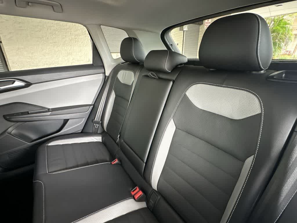 Thumbnail: 2022 Volkswagen Taos - 22