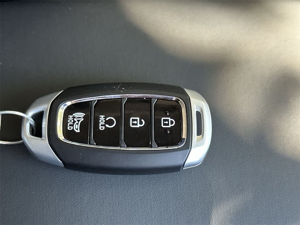 Thumbnail: 2025 Hyundai Venue - 28