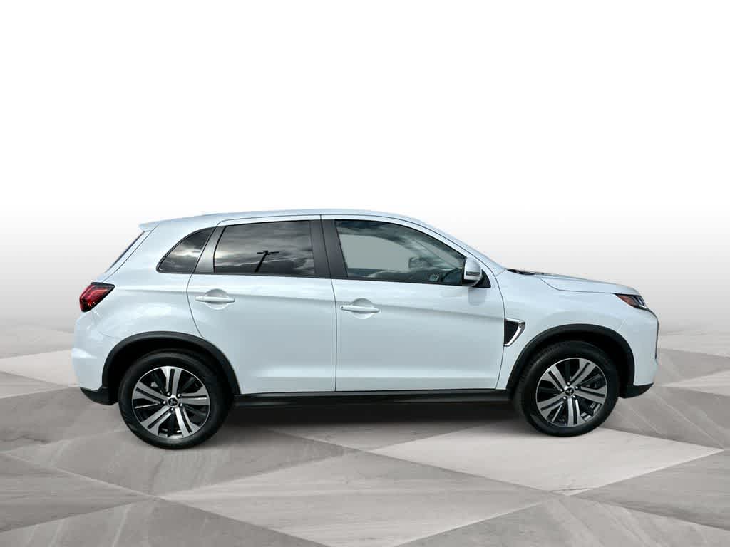 Thumbnail: 2025 Mitsubishi Outlander Sport - 9