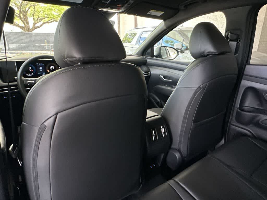 Thumbnail: 2025 Hyundai Santa Cruz - 23