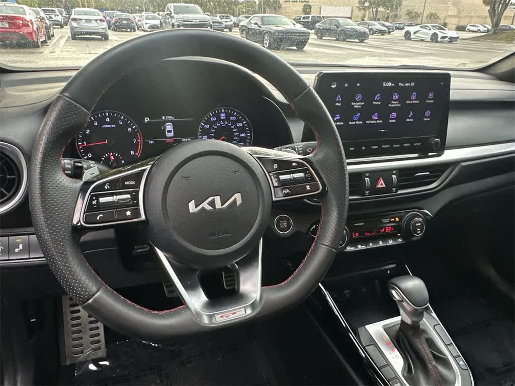 Thumbnail: 2023 Kia Forte - 13