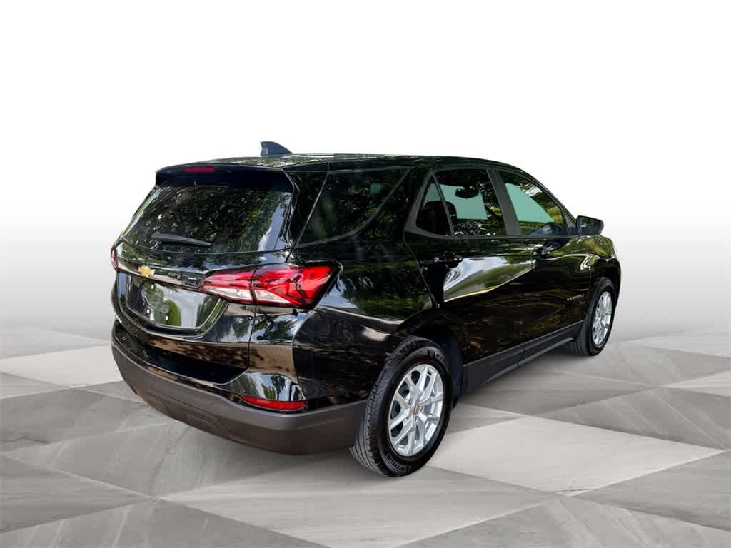 Thumbnail: 2024 Chevrolet Equinox - 8