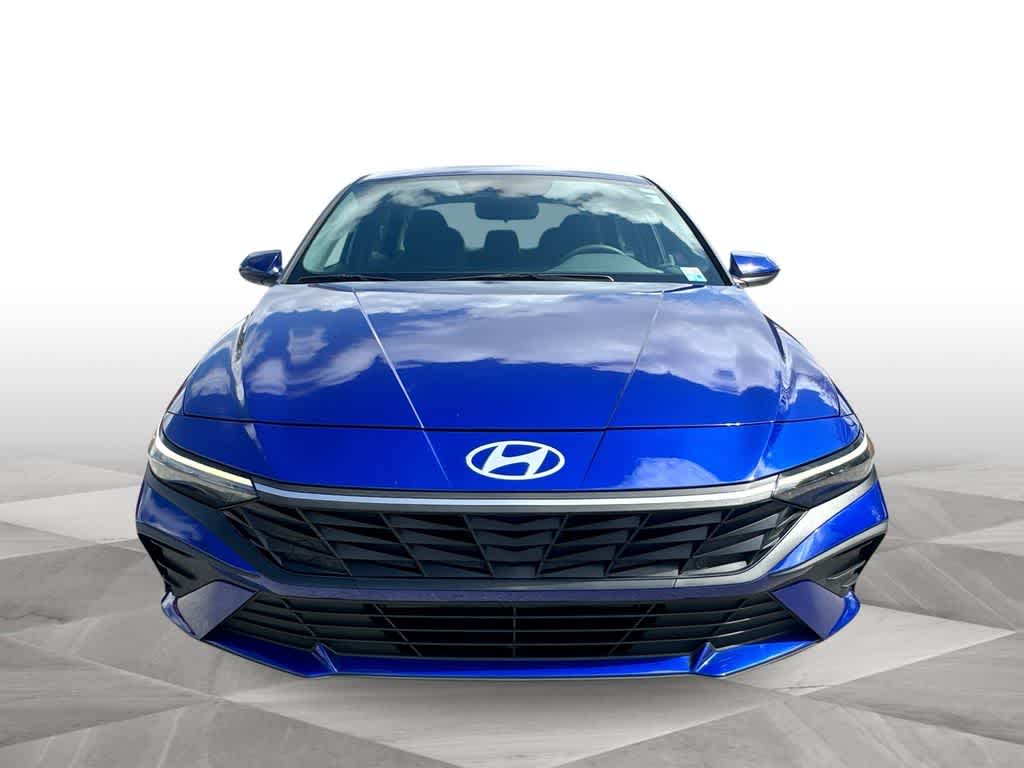 Thumbnail: 2024 Hyundai Elantra - 3
