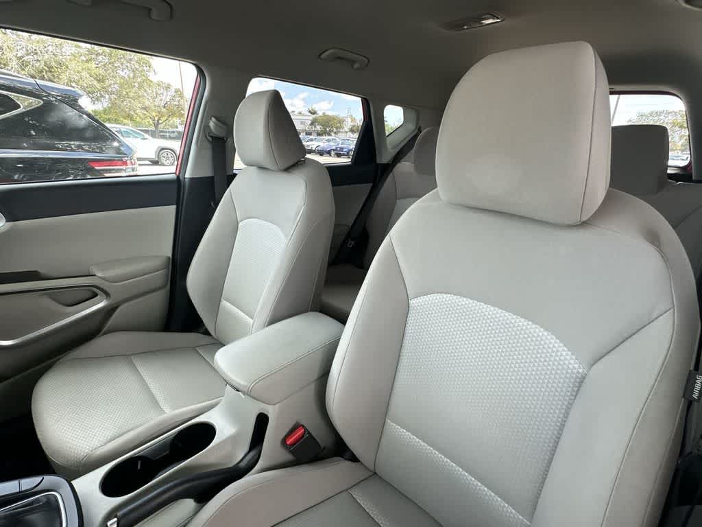 Thumbnail: 2023 Kia Soul - 14