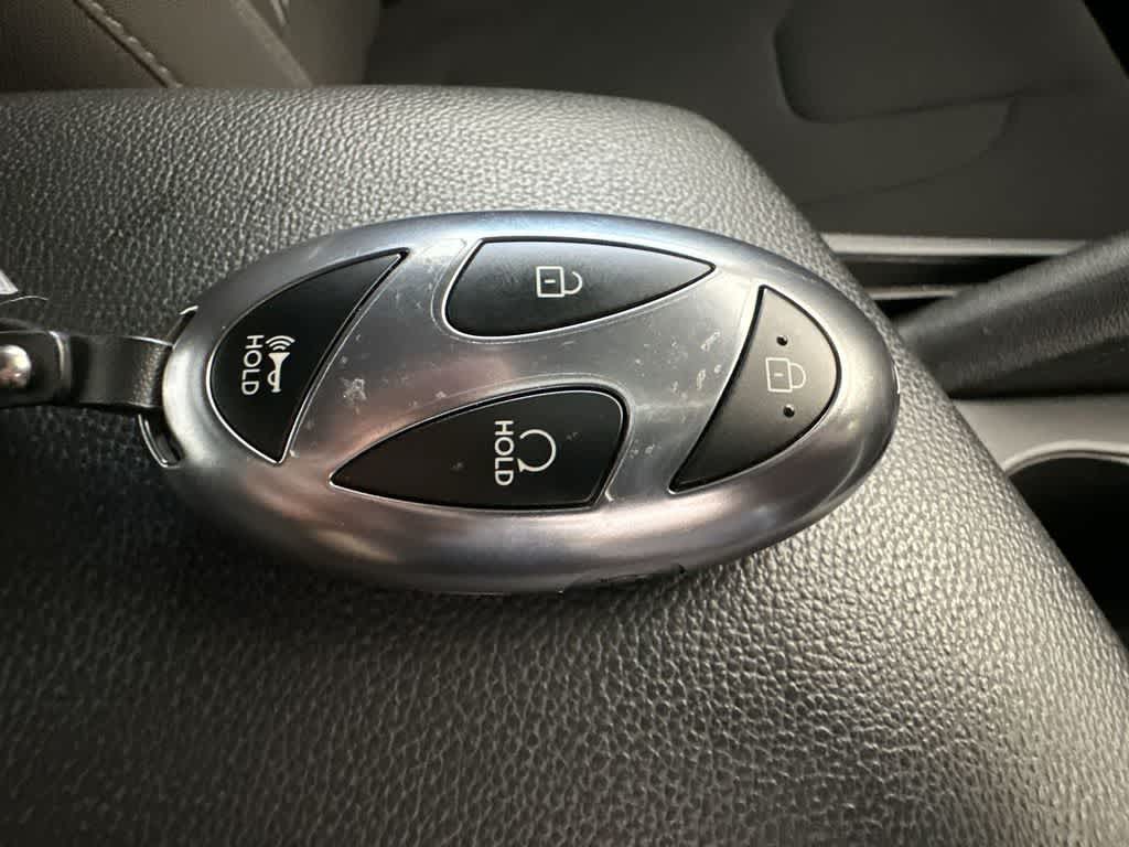 Thumbnail: 2025 Hyundai Elantra - 27