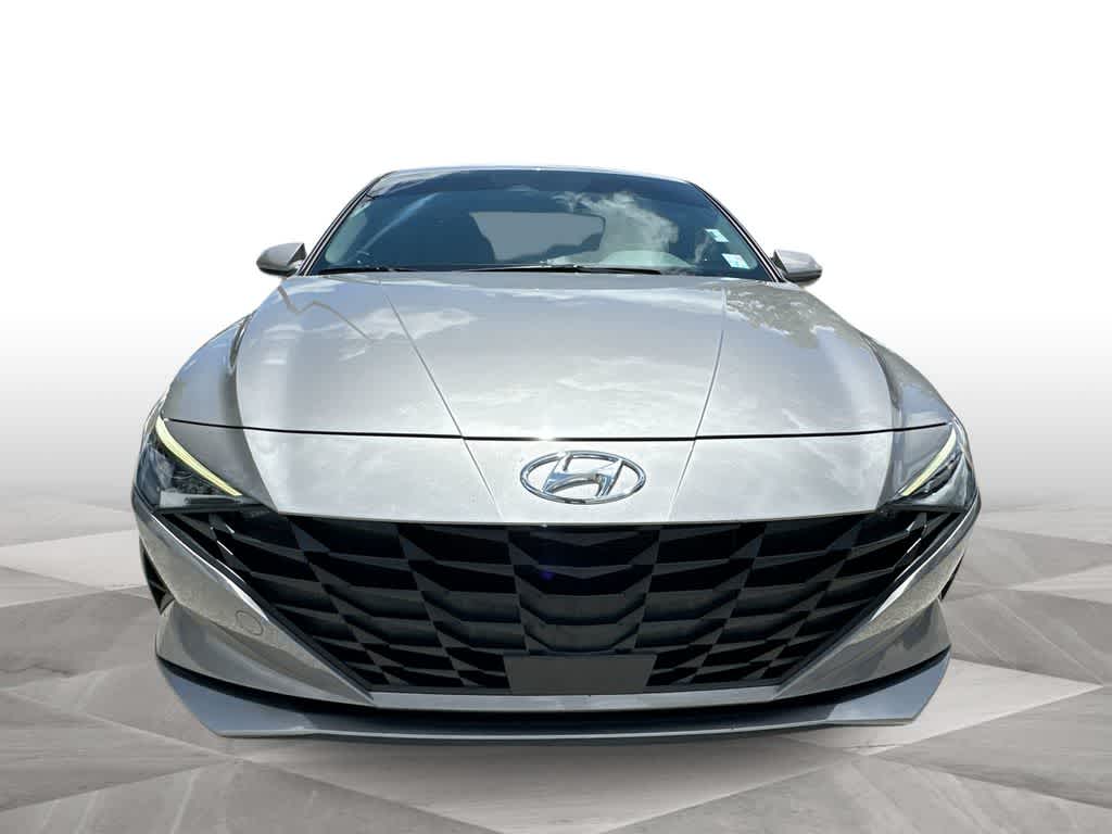 Thumbnail: 2023 Hyundai Elantra - 3