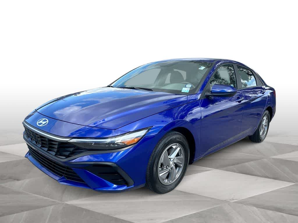 Thumbnail: 2024 Hyundai Elantra - 4