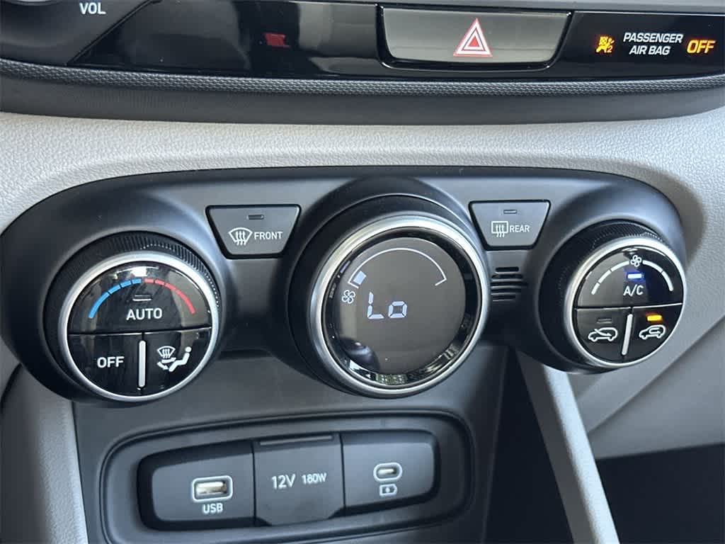 Thumbnail: 2023 Hyundai Venue - 20