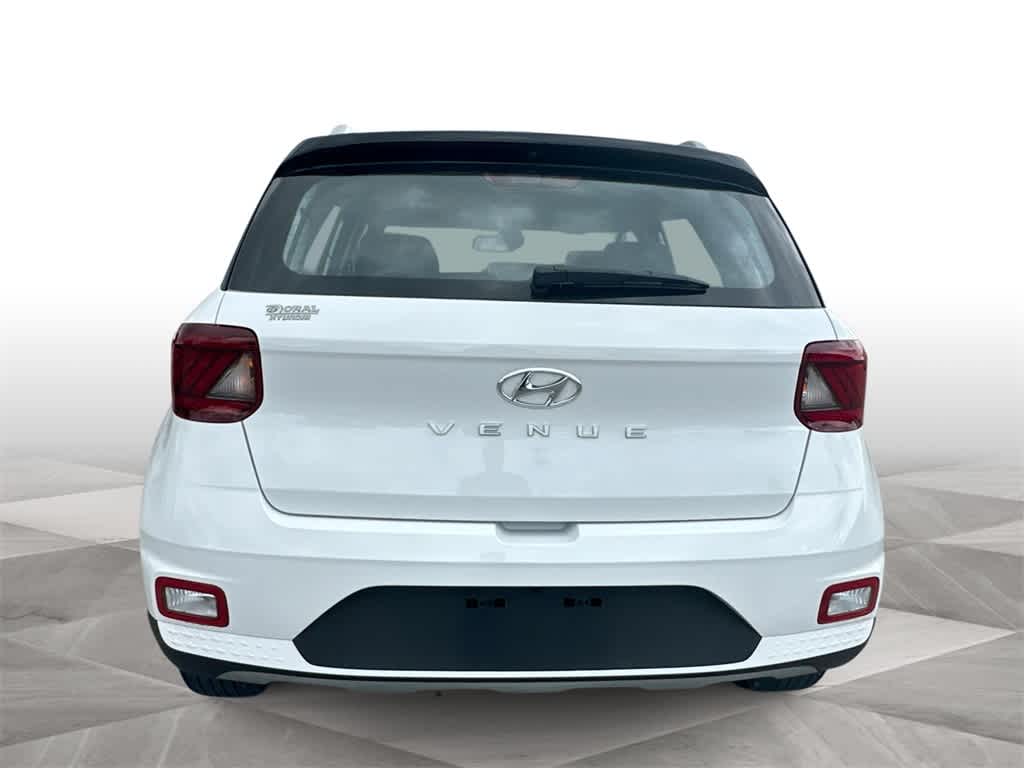 Thumbnail: 2023 Hyundai Venue - 7