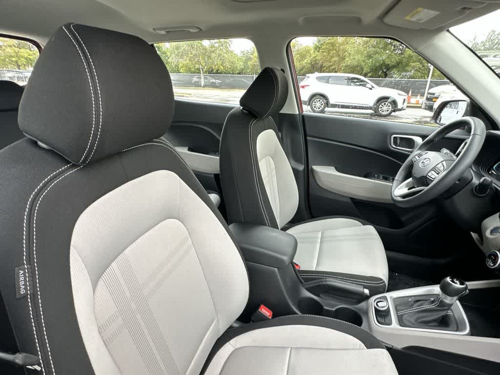 Thumbnail: 2025 Hyundai Venue - 28