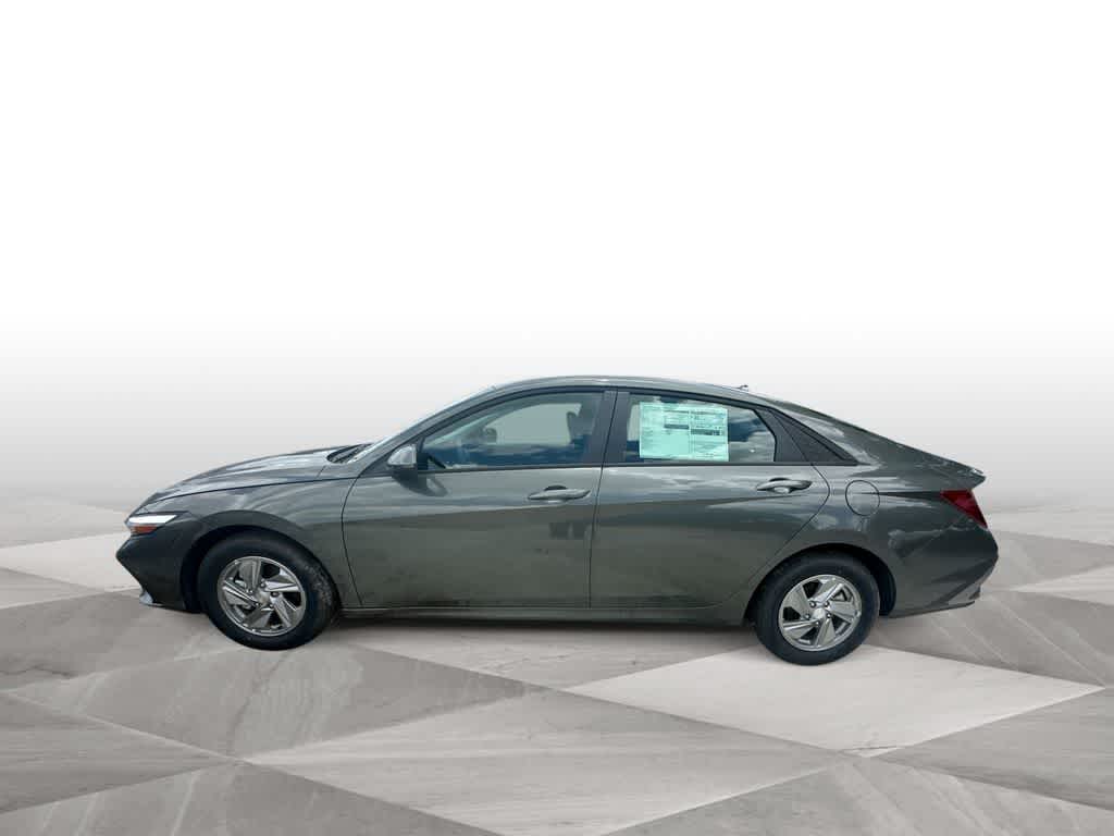 Thumbnail: 2026 Hyundai Elantra - 5