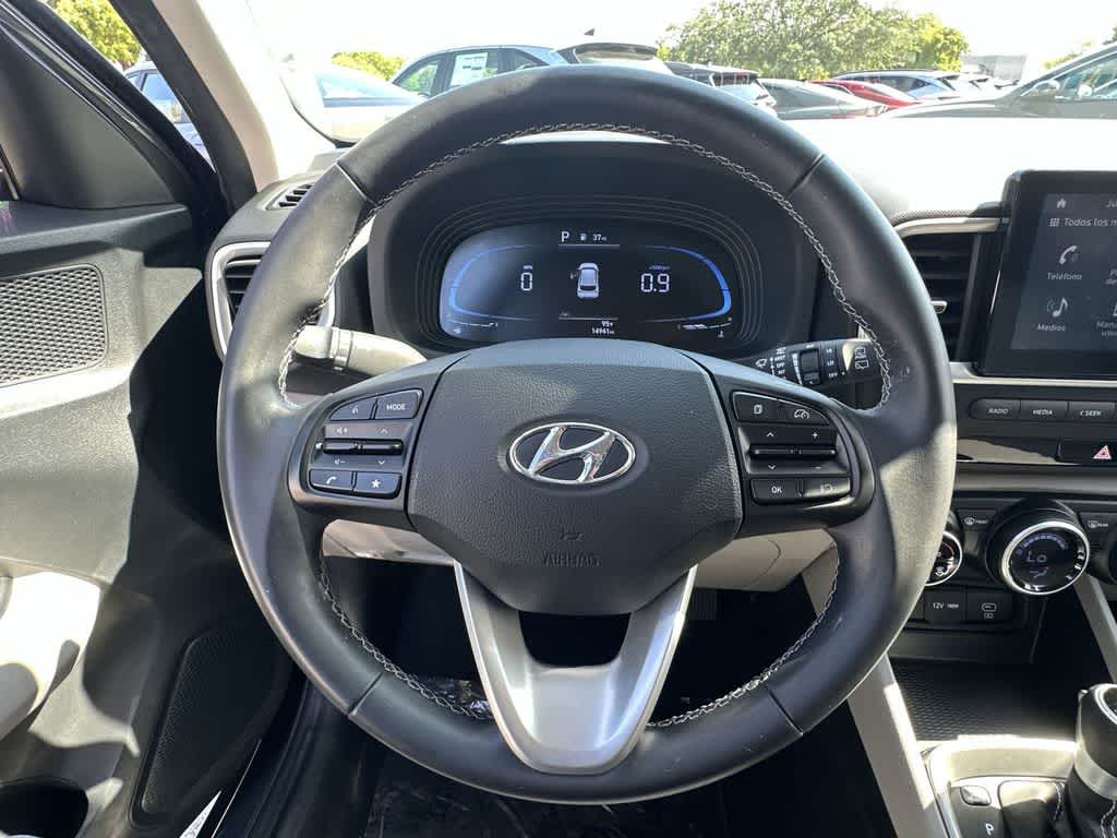 Thumbnail: 2024 Hyundai Venue - 15
