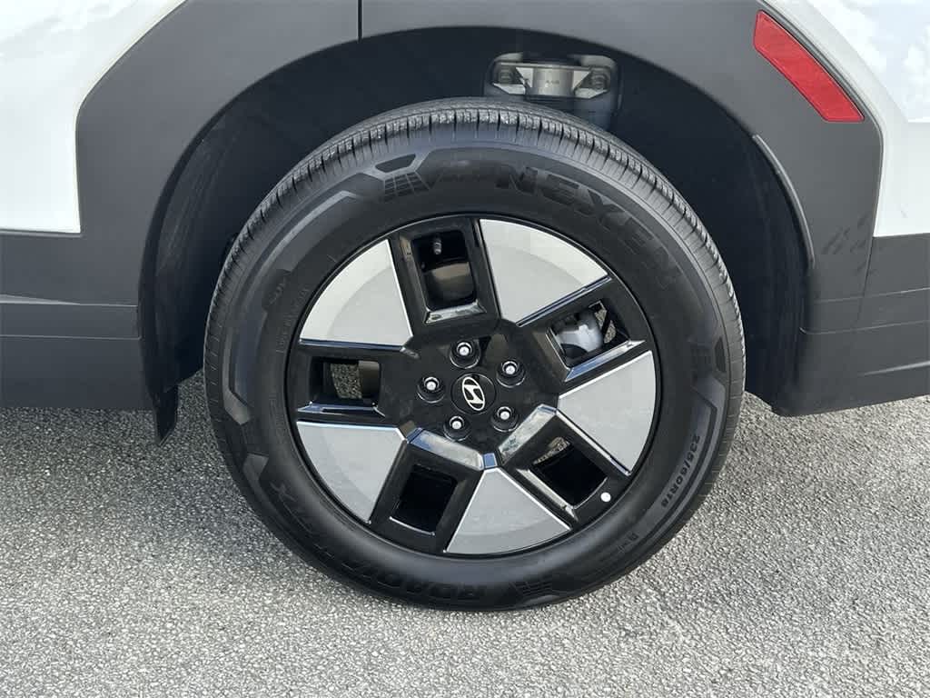 Thumbnail: 2025 Hyundai Santa Fe - 11