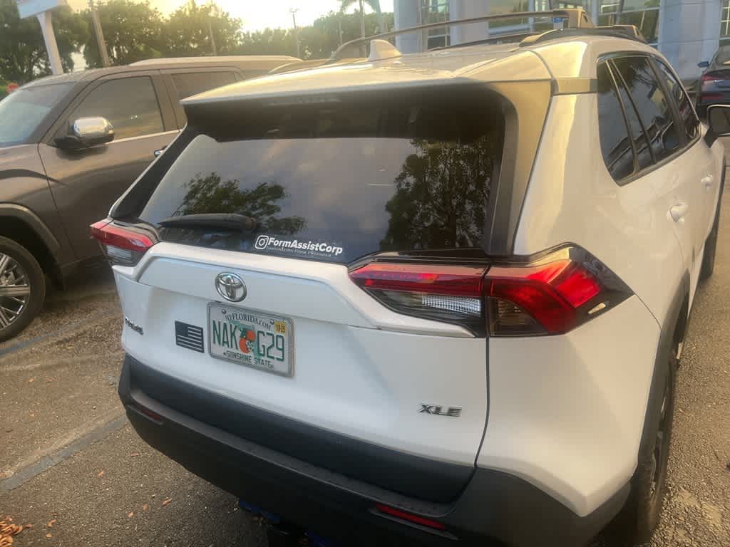 Thumbnail: 2019 Toyota RAV4 - 5