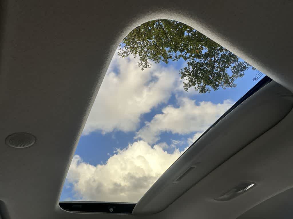 Thumbnail: 2025 Hyundai Venue - 17