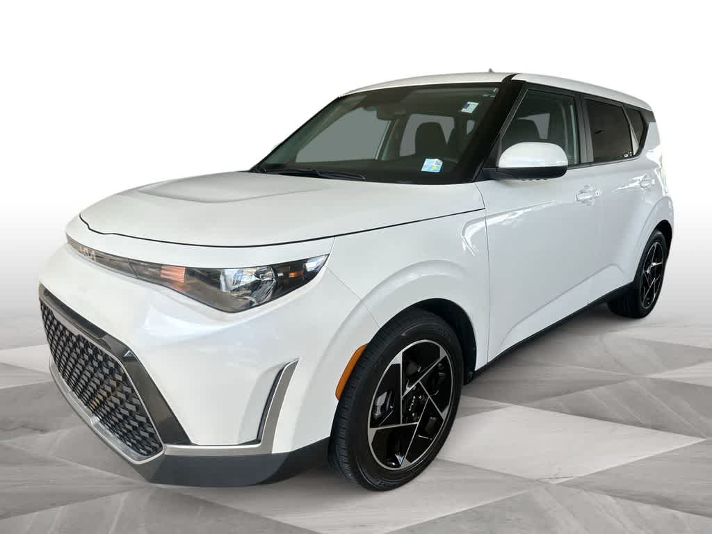 Thumbnail: 2023 Kia Soul - 1