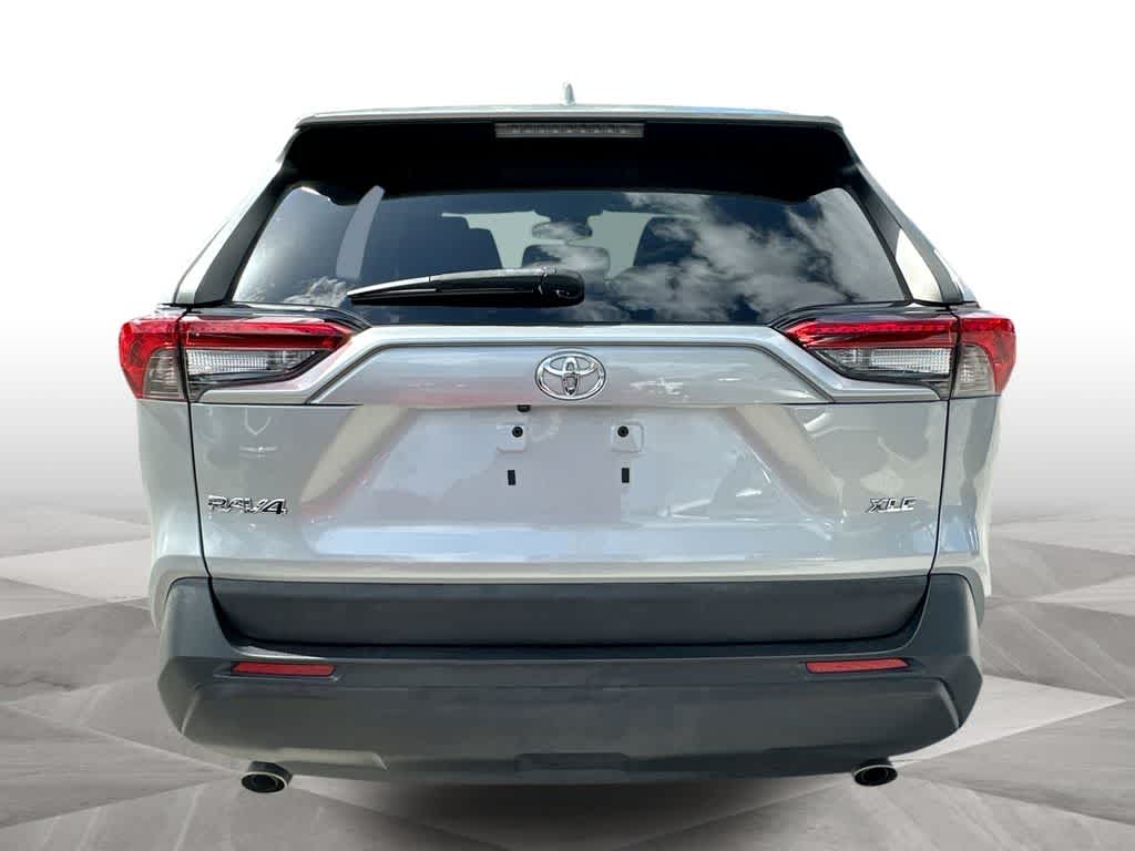 Thumbnail: 2022 Toyota RAV4 - 7