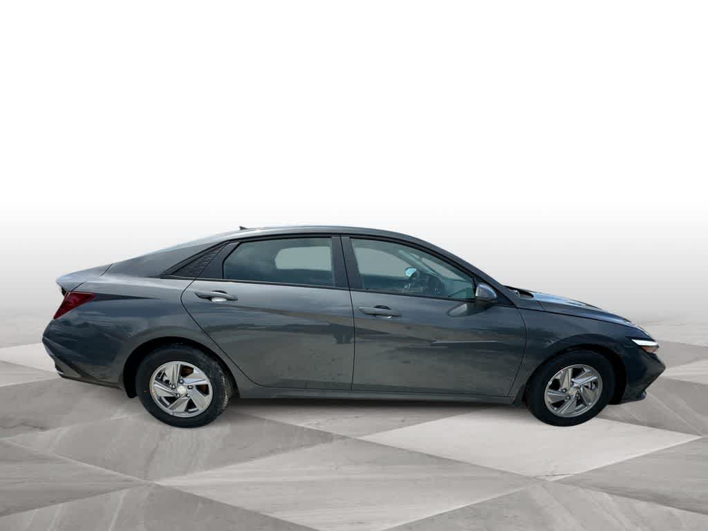 Thumbnail: 2026 Hyundai Elantra - 9