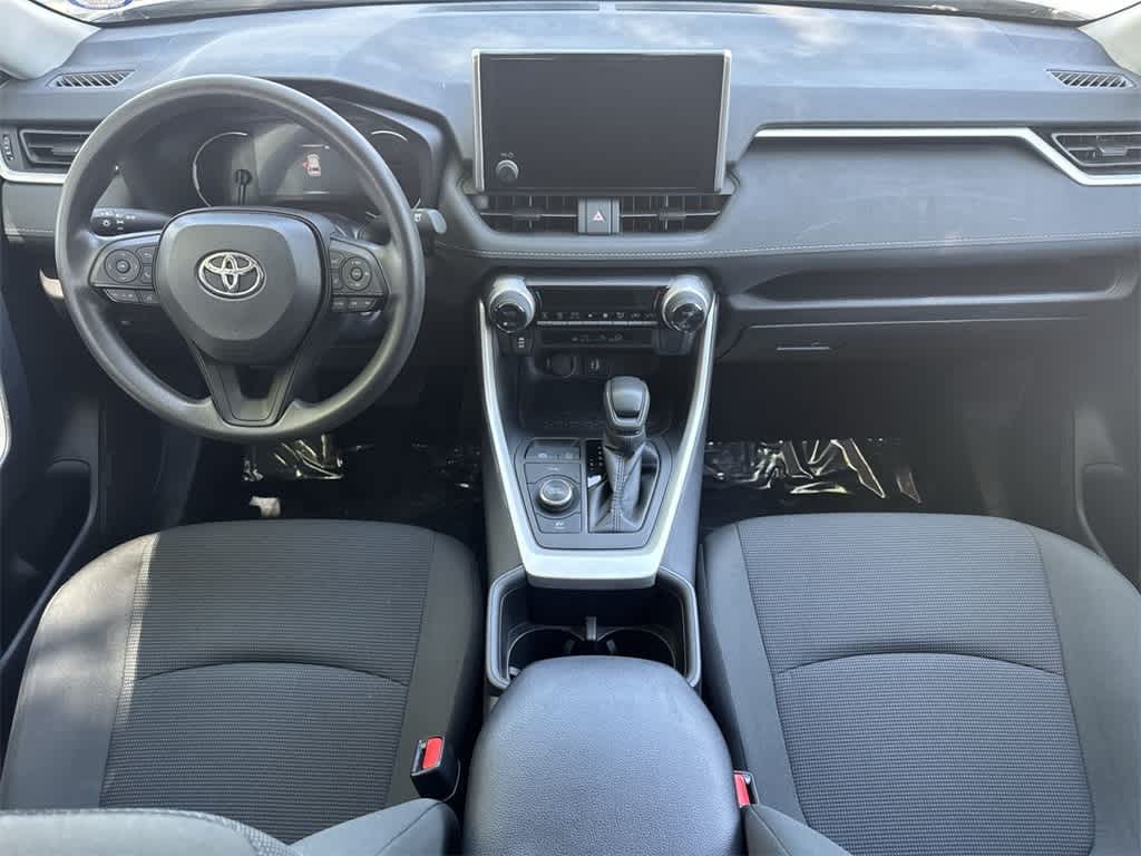 2024 Toyota RAV4 LE 24