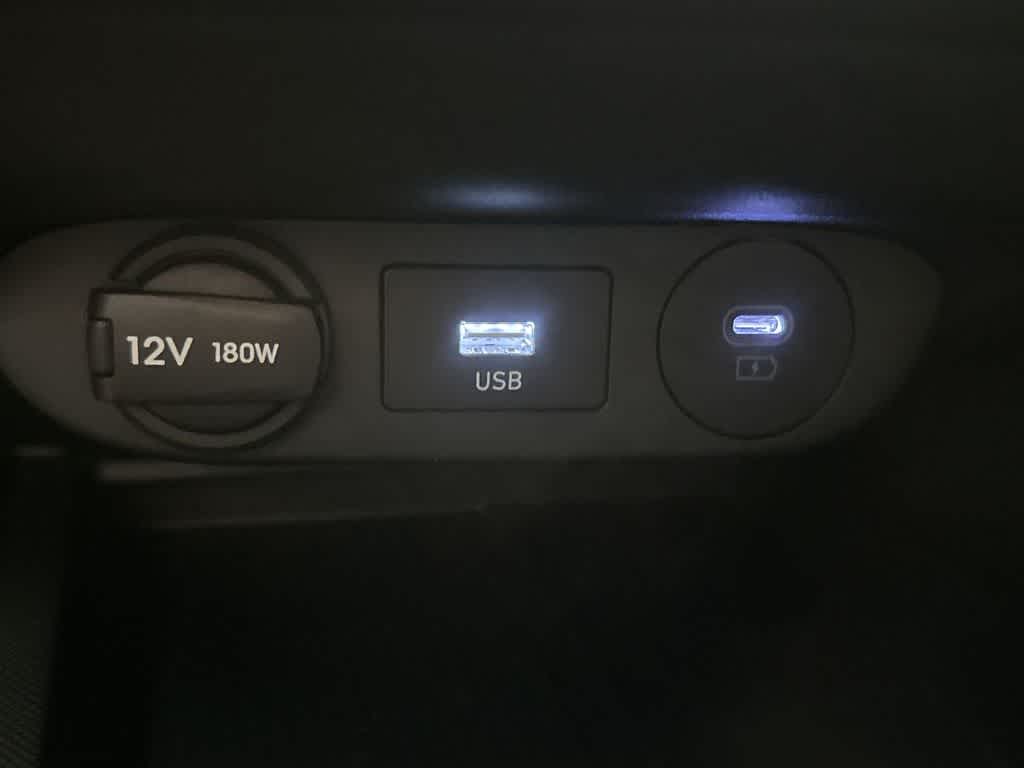 Thumbnail: 2026 Hyundai Elantra - 17