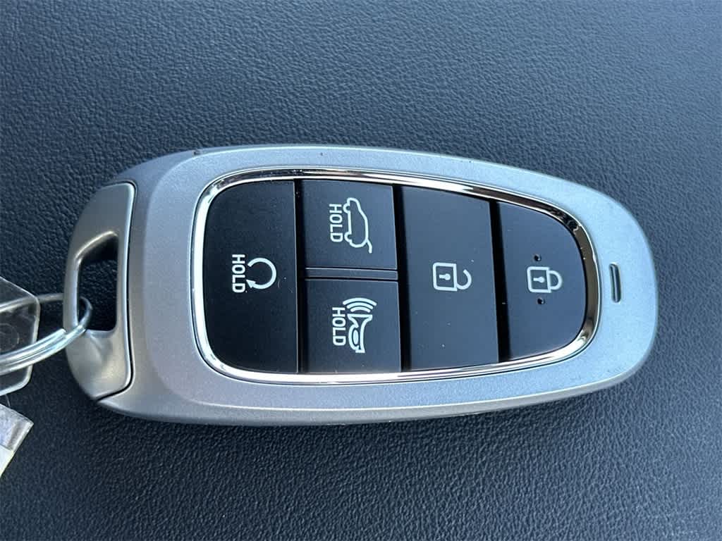 Thumbnail: 2023 Hyundai Palisade - 28