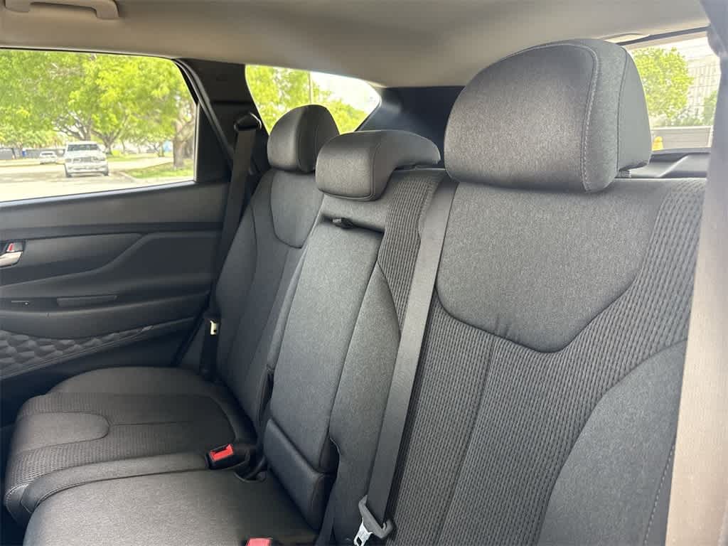 2020 Hyundai Santa Fe SE 21