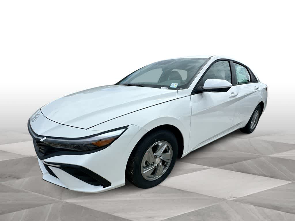 Thumbnail: 2026 Hyundai Elantra - 4