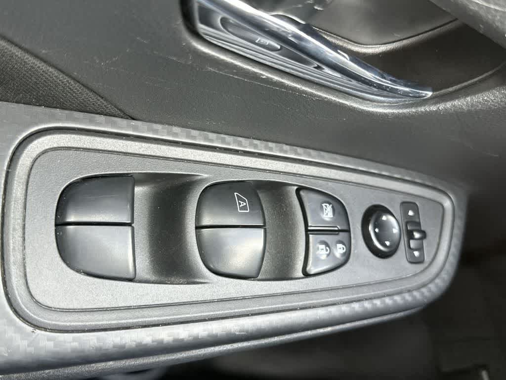 Thumbnail: 2021 Nissan Versa - 17