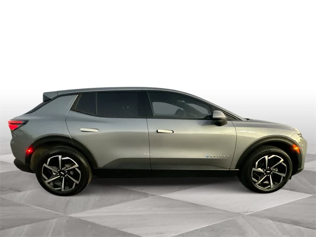 Thumbnail: 2025 Chevrolet Equinox - 9