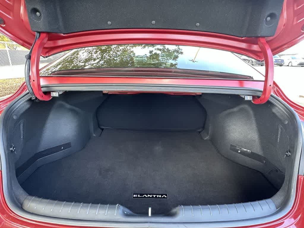 Thumbnail: 2024 Hyundai Elantra - 25