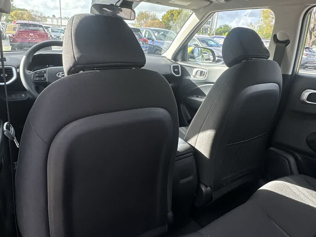 Thumbnail: 2023 Hyundai Venue - 23