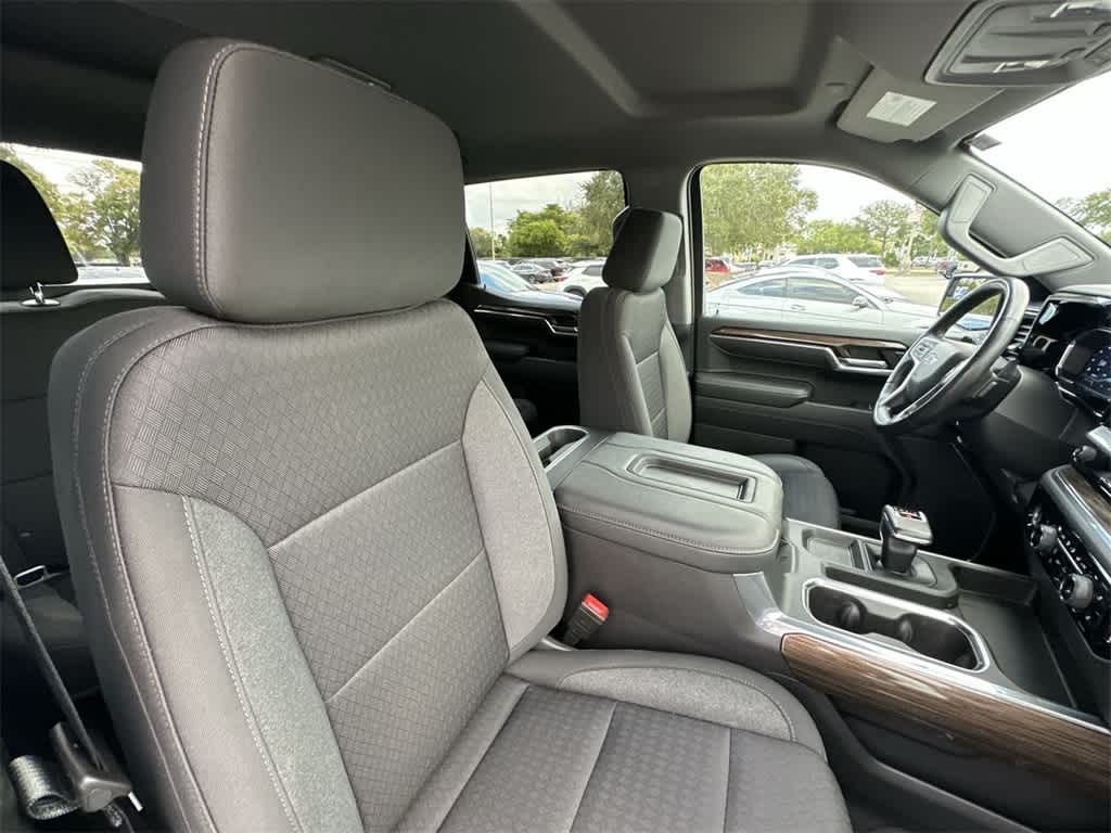 Thumbnail: 2022 Chevrolet Silverado 1500 - 27