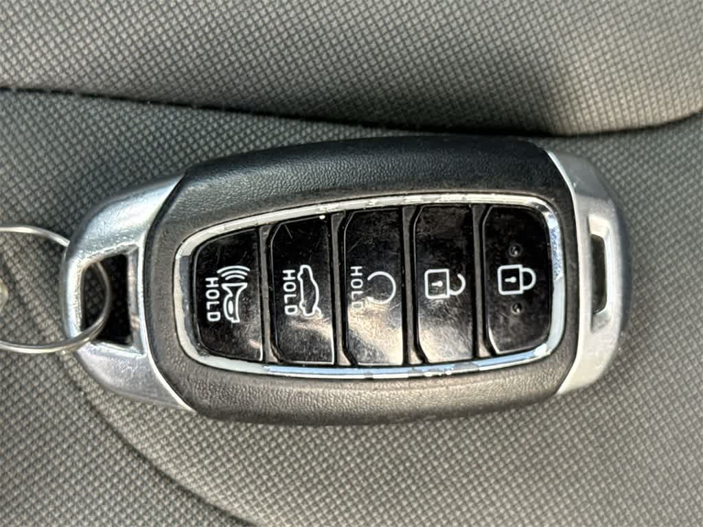 Thumbnail: 2023 Hyundai Elantra - 28