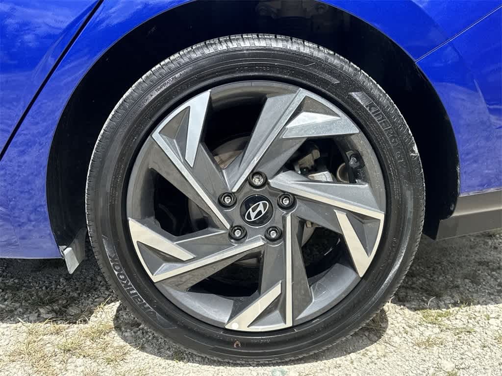 Thumbnail: 2024 Hyundai Elantra - 11