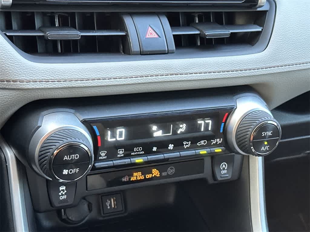 Thumbnail: 2024 Toyota RAV4 - 20