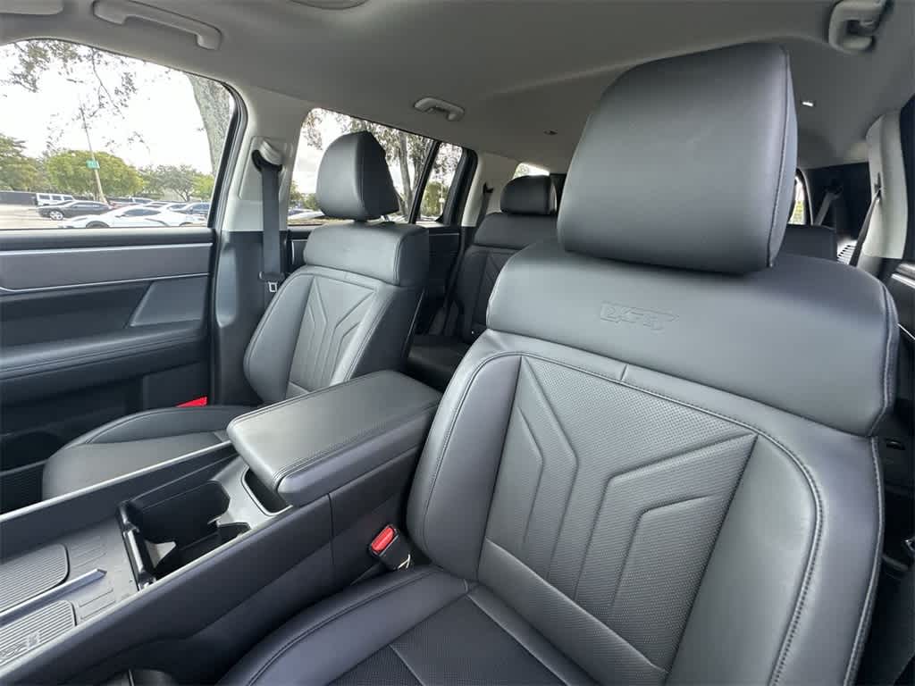 Thumbnail: 2025 Hyundai Santa Fe - 14