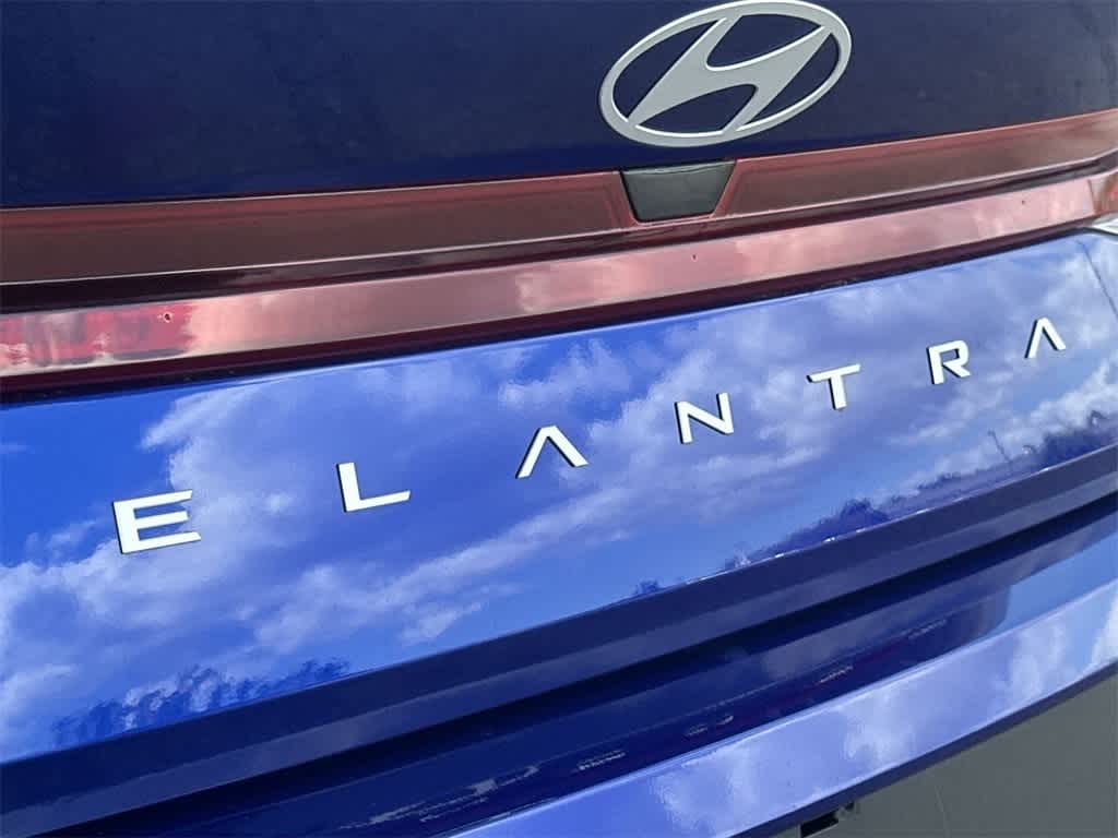 Thumbnail: 2025 Hyundai Elantra - 10