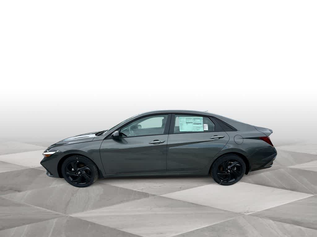 Thumbnail: 2026 Hyundai Elantra - 5