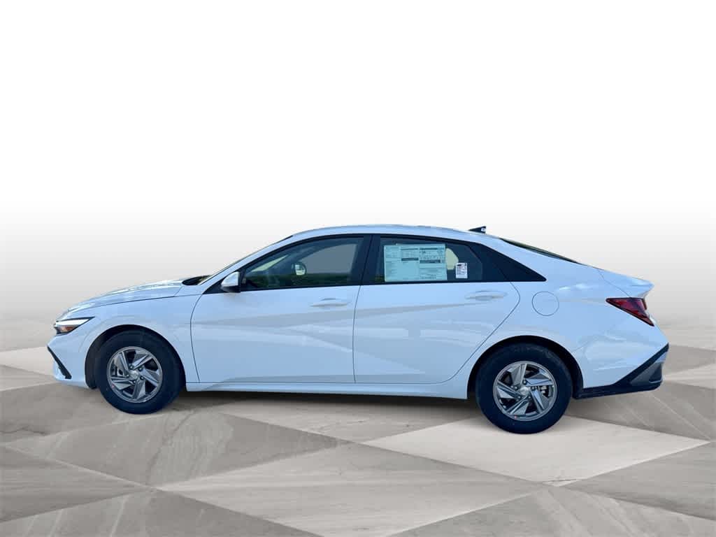 Thumbnail: 2025 Hyundai Elantra - 5