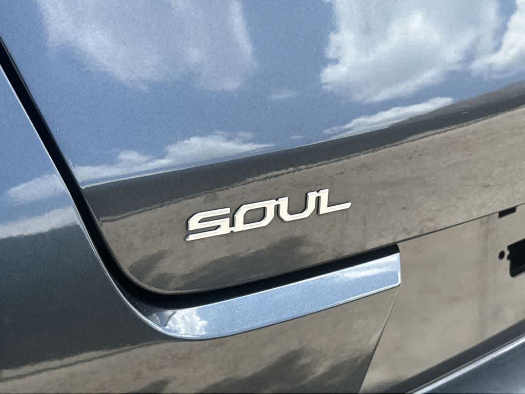 Thumbnail: 2023 Kia Soul - 11