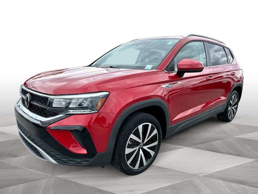 Thumbnail: 2022 Volkswagen Taos - 4