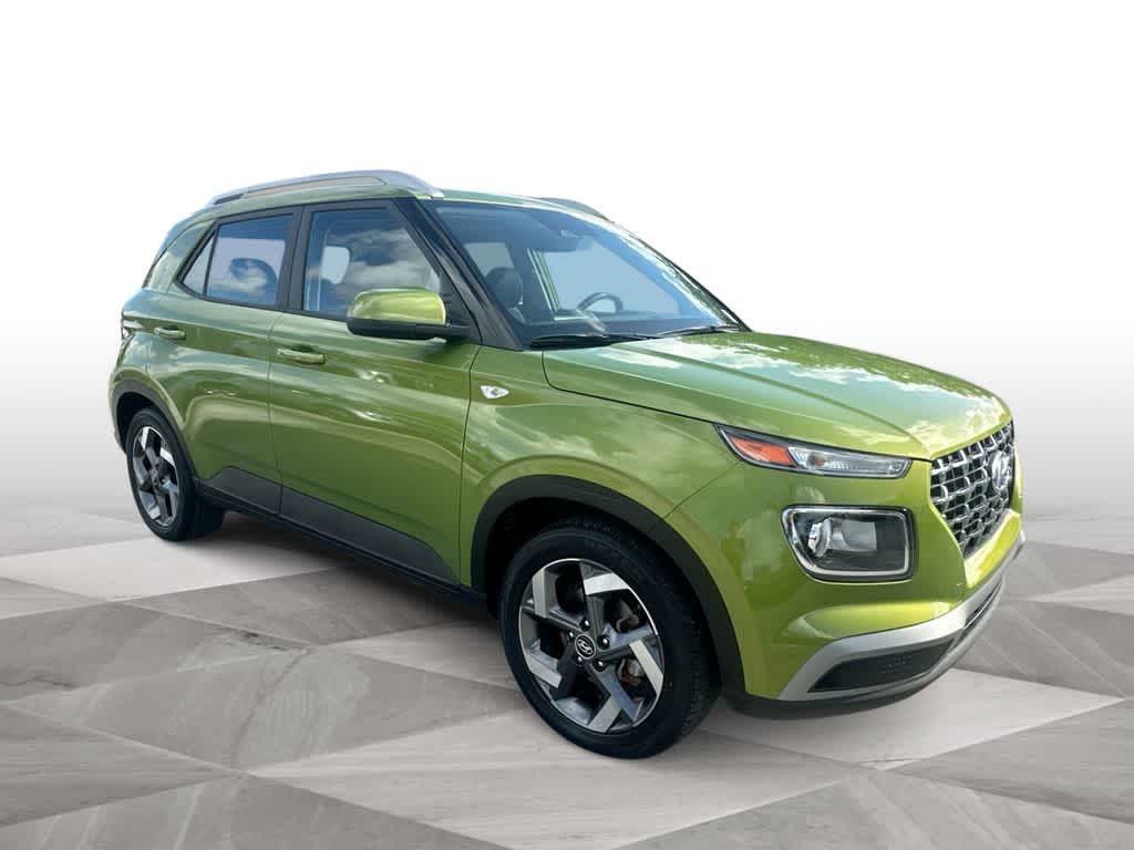 Thumbnail: 2023 Hyundai Venue - 2