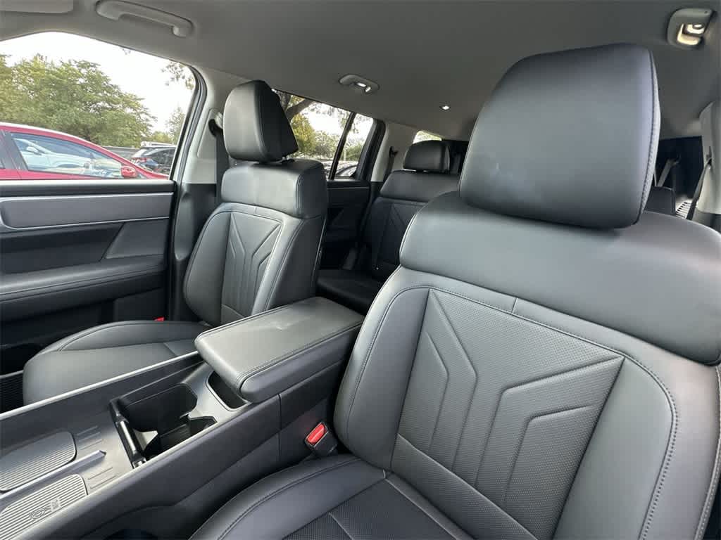 Thumbnail: 2025 Hyundai Santa Fe - 14