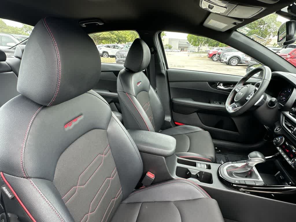 Thumbnail: 2024 Kia Forte - 27