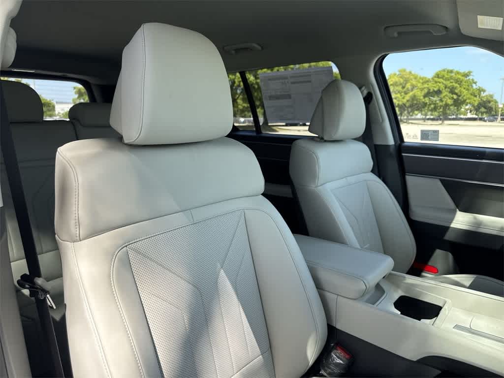Thumbnail: 2026 Hyundai Santa Fe - 27