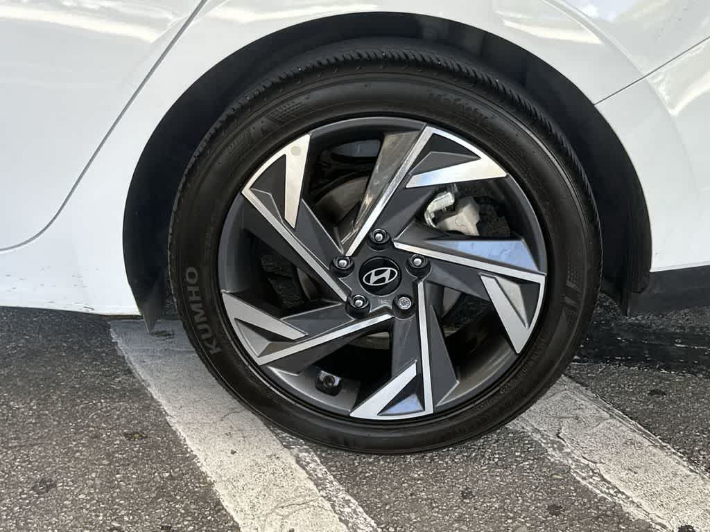 Thumbnail: 2025 Hyundai Elantra - 10