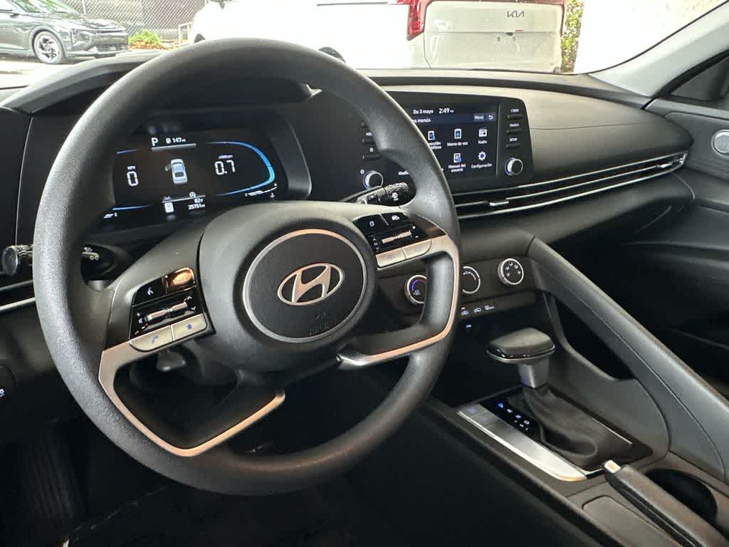Thumbnail: 2025 Hyundai Elantra - 13