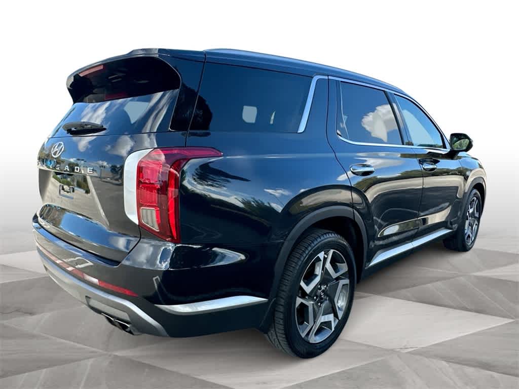 Thumbnail: 2023 Hyundai Palisade - 8