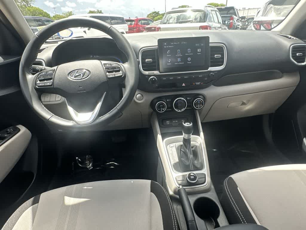 Thumbnail: 2025 Hyundai Venue - 16