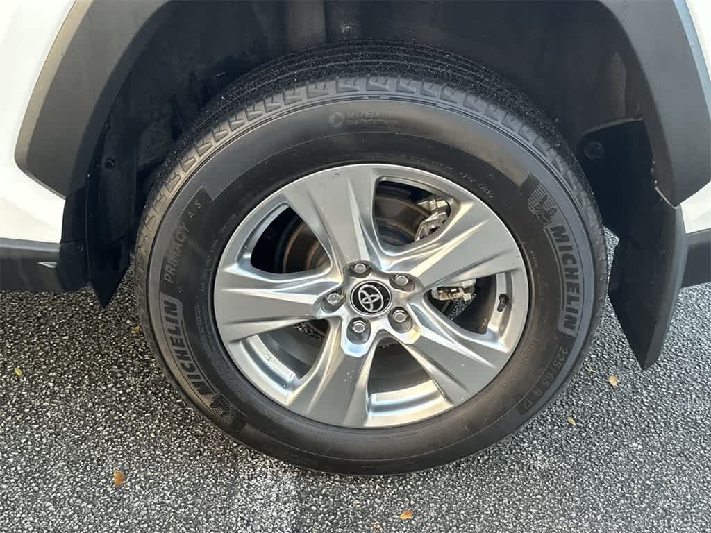 Thumbnail: 2024 Toyota RAV4 - 11